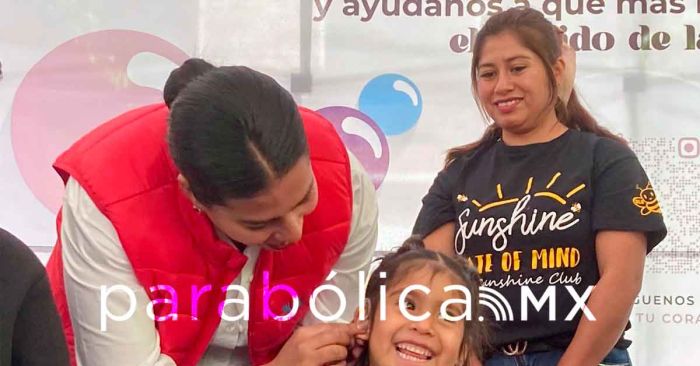 Entrega DIF estatal 50 aparatos auditivos en coordinación con la Fundación Dante Eludier