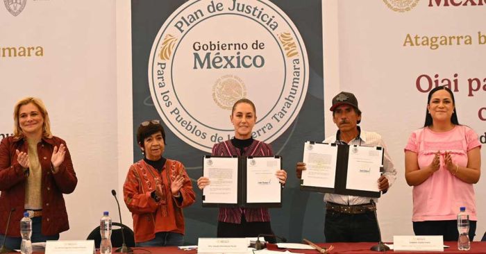Encabeza Sheinbaum la entrega de m&aacute;s de 3 mil hect&aacute;reas de la Sierra Tarahumara de Chihuahua al pueblo &Oacute;dami