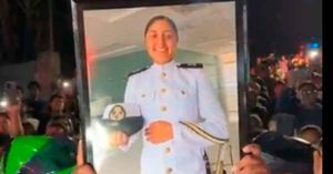 Arriban a Xalapa los restos de América Yamileth, cadete fallecida en Nueva York