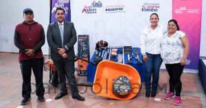 Entrega Lupita Cuautle kits de jardiner&iacute;a para escuelas