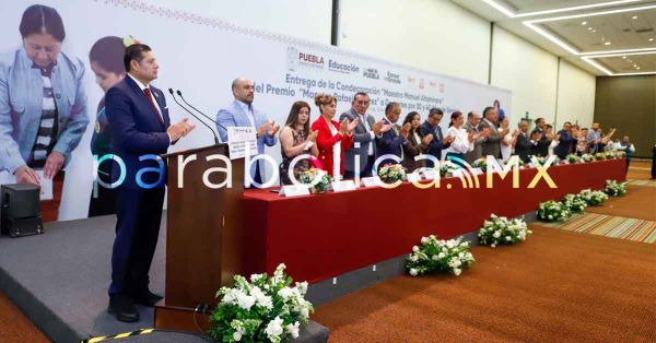 Plantea Armenta al magisterio la reconstrucción del CAPCEE y la auditoría al ISSSTEP