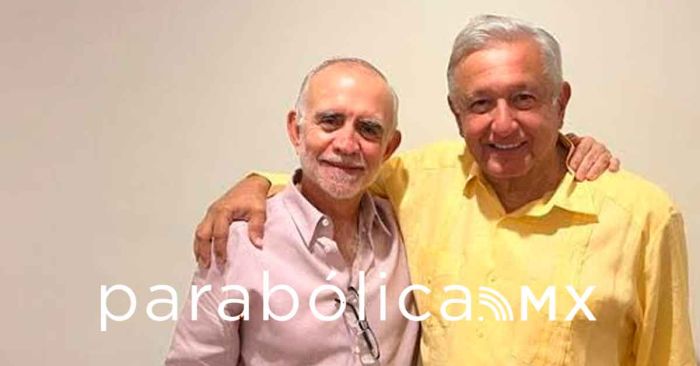 Romo cabildeaba en Puebla