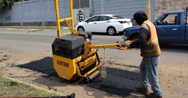 Tapa ayuntamiento de Puebla m&aacute;s de 57 mil baches