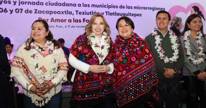 Entrega Ceci Arellano más de 3 mil apoyos a poblanos en Zacapoaxtla
