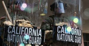 Reprocha Hollywood redadas de Trump