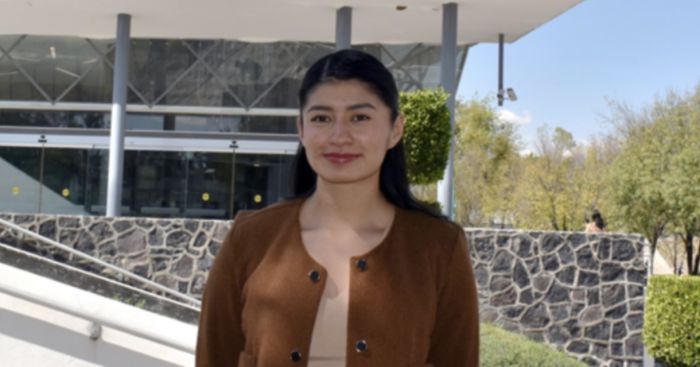 Estudiar ciencias exactas puede ser abrumador, pero vale la pena: Mar&iacute;a del Sol Calvario