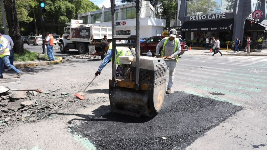 Mantiene Gobierno de Pepe Chedraui acciones de bacheo