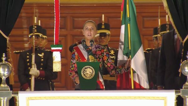 Con la soberan&iacute;a al frente, la presidenta da el Grito de Independencia