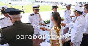Encabeza Sheinbaum la graduaci&oacute;n de cadetes de la Heroica Escuela Naval Militar