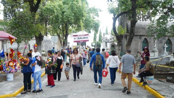 Garantiza Gobierno capitalino mantenimiento en el Pante&oacute;n Municipal