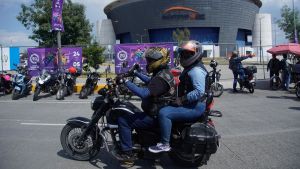 Exigen motociclistas derogaci&oacute;n de la Ley Casco con caravana