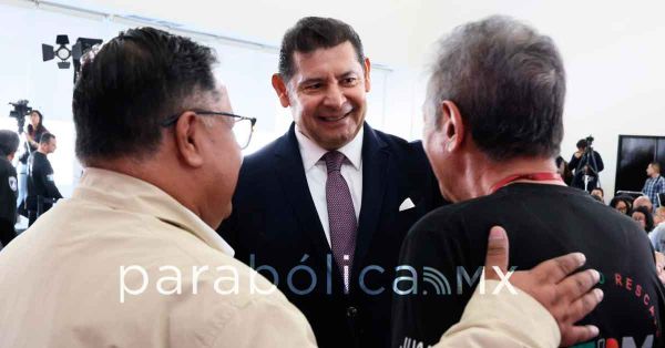 Reconoce Armenta a integrantes del grupo Espeleo Rescate M&eacute;xico