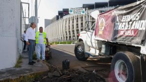 Contin&uacute;a el bacheo en la capital; Pepe Chedraui supervisa trabajos