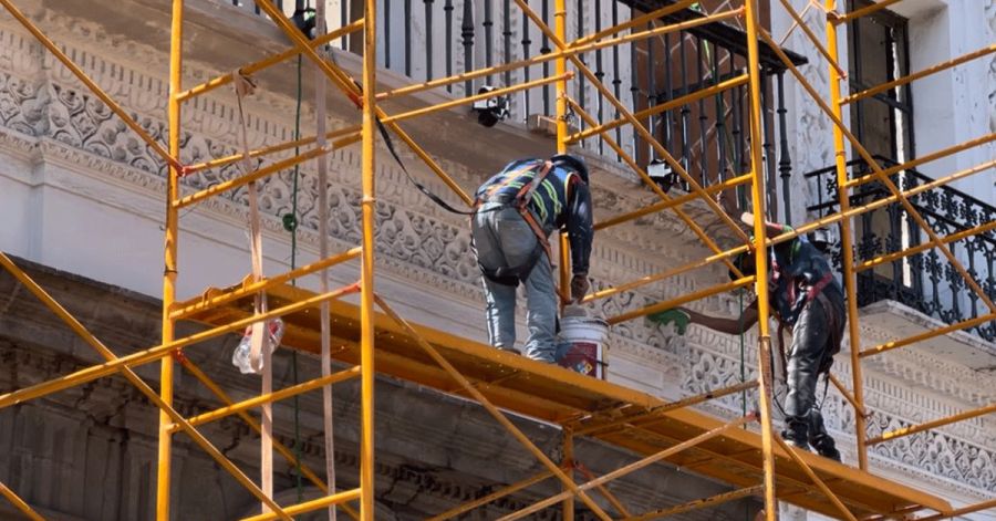 Realizan trabajos de rehabilitaci&oacute;n en la antigua sede del Congreso