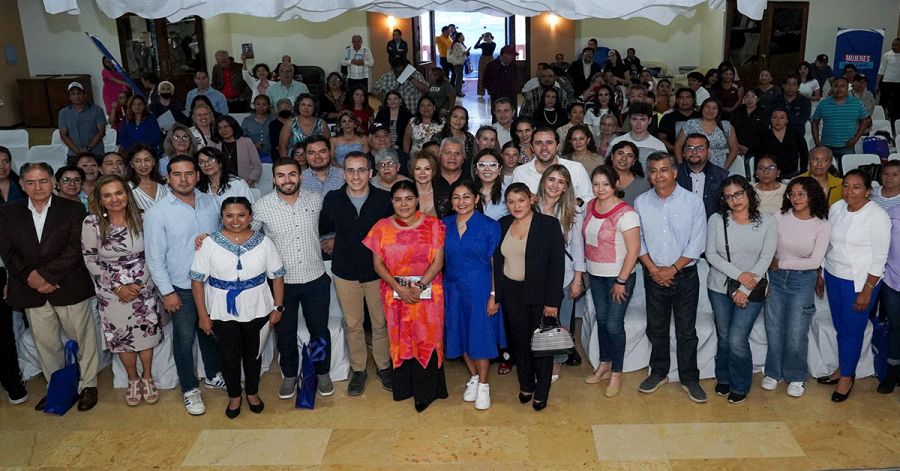 Reafirma PAN compromiso con las mujeres en la conferencia magistral de Eufrosina Cruz