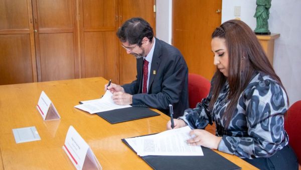 Firman convenio la IBERO Puebla y Tribunal de Conciliaci&oacute;n de Tlaxcala