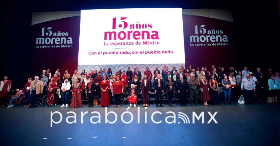 Con llamados de unidad, Morena conmemora 15 a&ntilde;os del nacimiento