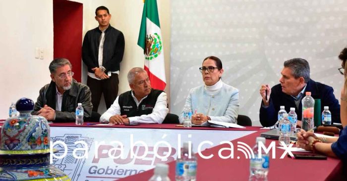 Mantiene Segob di&aacute;logo con normalistas de Teteles