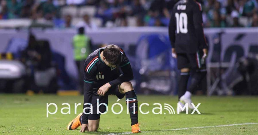 Echa Inglaterra a M&eacute;xico en partido ag&oacute;nico
