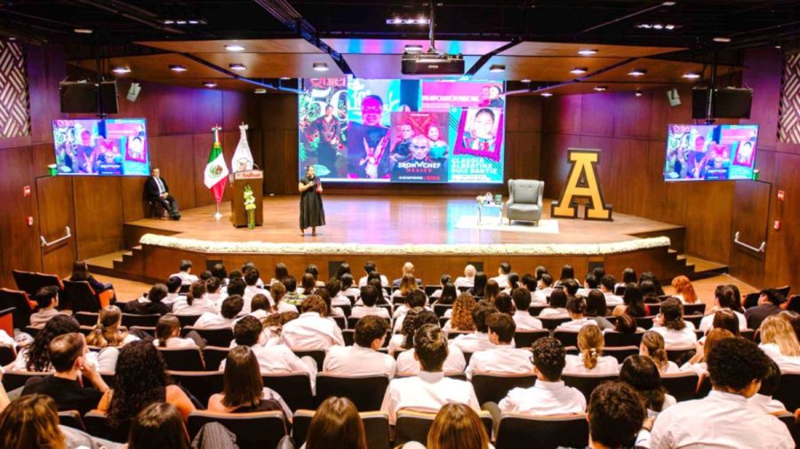 Chef tsotsil comparte en An&aacute;huac Puebla la cocina ind&iacute;gena