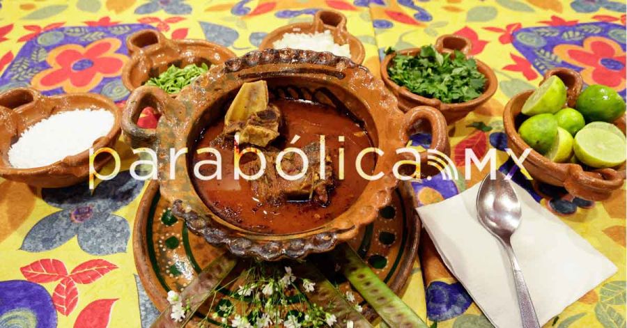 Mole de Caderas: delicia Poblana