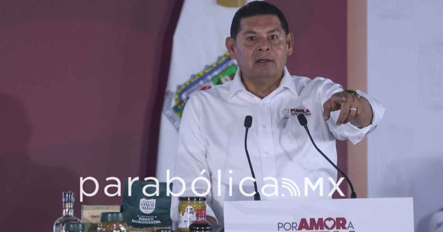 Confirma Armenta salida de Claudia Hern&aacute;ndez de Comunicaci&oacute;n Social