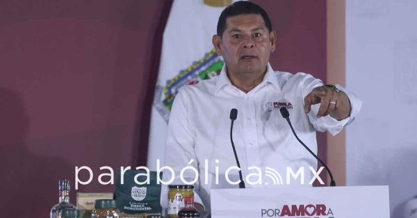 Confirma Armenta salida de Claudia Hern&aacute;ndez de Comunicaci&oacute;n Social