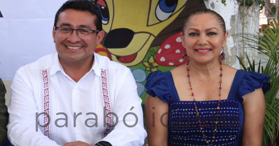 Reafirma P&aacute;vel Gaspar compromiso con mujeres y juventudes de la Mixteca