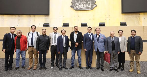 Sostienen reuni&oacute;n de trabajo Pavel Gaspar y c&oacute;nsul de China