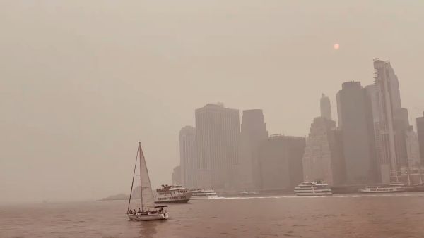 Incendios colman de humo Canad&aacute; y gran parte de Estados Unidos