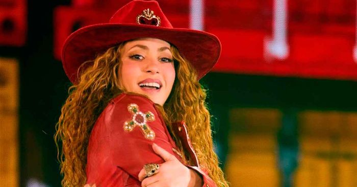 Se presenta Shakira en concierto en el Z&oacute;calo CDMX