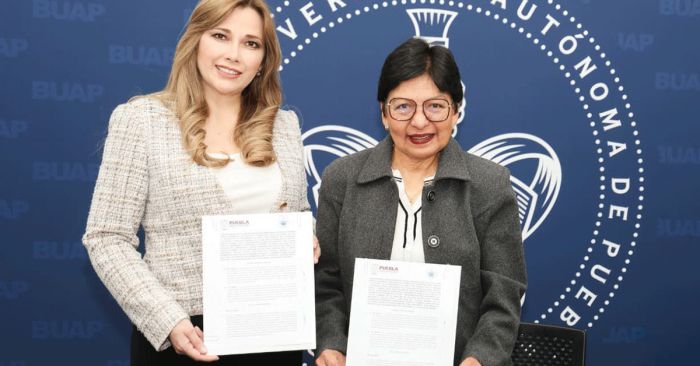 Firman SEDIF y BUAP convenio en favor de madres y padres universitarios