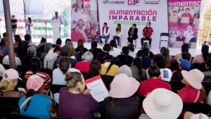 Entrega Ayuntamiento de Puebla apoyos en Santo Tom&aacute;s Chautla