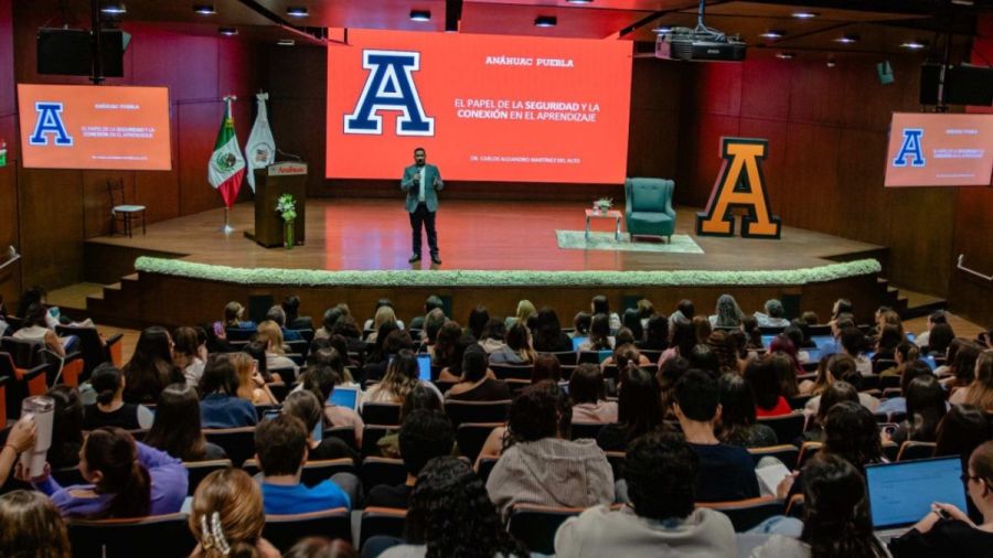 Mitad de estudiantes, con ansiedad o depresi&oacute;n: An&aacute;huac Puebla