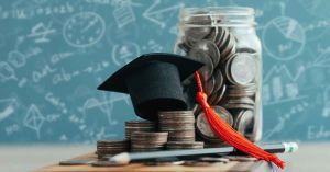 Becas sin m&eacute;rito = &iquest;M&aacute;s pobreza?