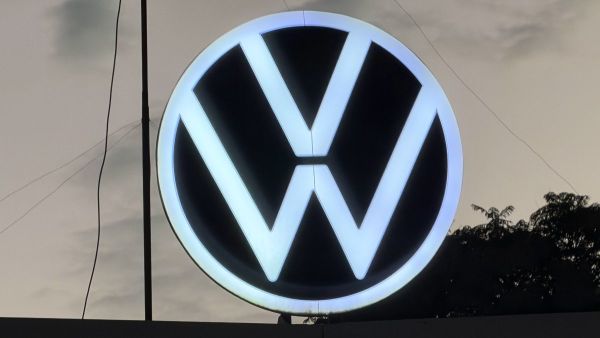 Transformaci&oacute;n de VW conllevar&aacute; cierre de 4 f&aacute;bricas