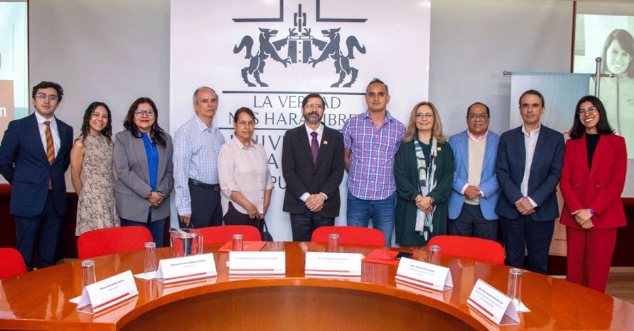 Celebra Ibero Puebla 4 a&ntilde;os de la Cl&iacute;nica Jur&iacute;dica &lsquo;Minerva Calder&oacute;n&rsquo;