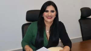 Propone Delfina Pozos cobertura m&eacute;dica para quienes trabajan en el Estado