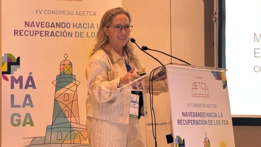 Analizan en la An&aacute;huac el tratamiento de los trastornos alimentarios