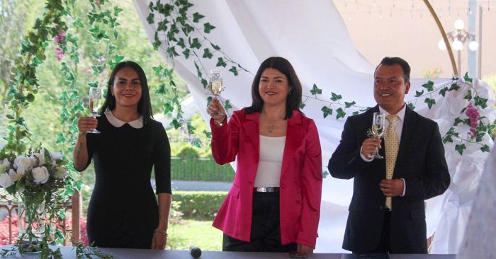 Celebra Bety S&aacute;nchez 14 bodas comunitarias y ExpoBoda en Zacatl&aacute;n