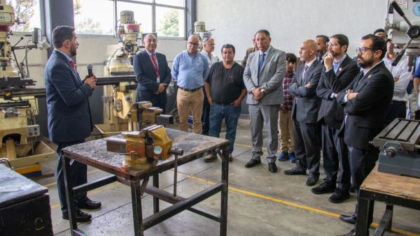 Inauguran FABLAB en Zacatl&aacute;n de la mano de la IBERO Puebla