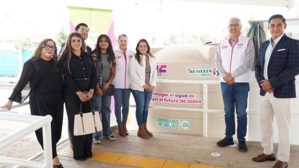 Recibe DIF Puebla Capital segundo captador pluvial para el CMERI