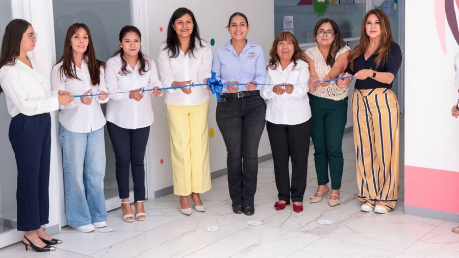 Inaugura Lupita Cuautle nueva Farmacia del DIF en San Andr&eacute;s Cholula