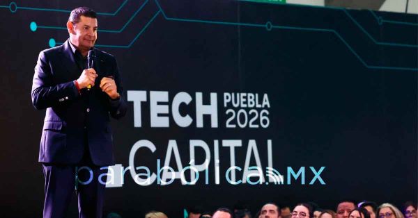 Inaugura Armenta la Tech Capital 2026 y la Feria de Industrias Creativas en el Centro Expositor