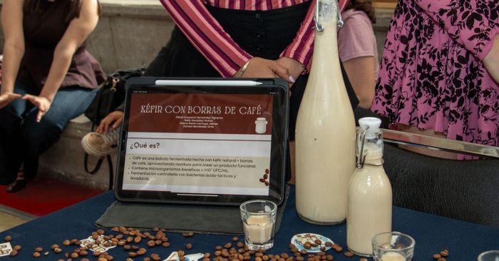 Crean en Ibero Puebla &lsquo;C&aacute;fir&rsquo;, bebida funcional y sostenible con borras de caf&eacute;