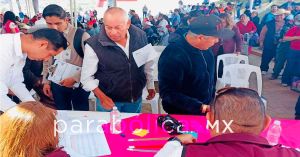 Brinda DIF apoyos auditivos para poblanas y poblanos de todo el estado