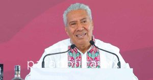 Impedir&aacute; SEP uso de celulares en primaria y secundaria: Manuel Viveros