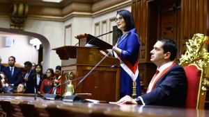 Asume la ultraderechista Keiko Fujimori la Presidencia de Per&uacute;