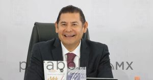 Sumada Puebla a la estrategia mundial social de Sheinbaum: Armenta