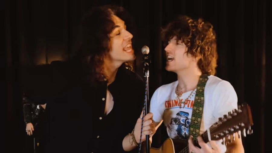 Hijos de iconos de KISS forman su propia banda, lejos del Glam